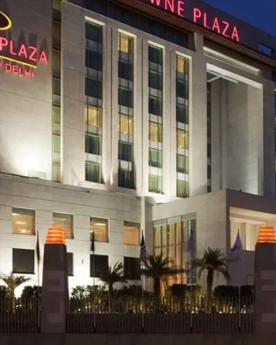 Crowne Plaza Hotel Greater Noida Escorts