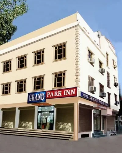 Grand Park Inn Hotel New Delhi Escorts