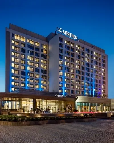 Le Meridien Hotel Gurgaon Escorts