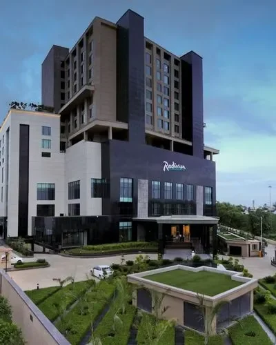 Radisson Blu Hotel Paschim Vihar New Delhi Escorts