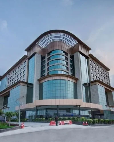 Radisson Blu Hotel Kaushambi Delhi NCR Escorts