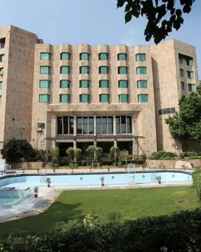 Samrat Hotel New Delhi Escorts