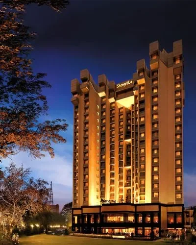 Shangri Las Eros Hotel New Delhi Escorts